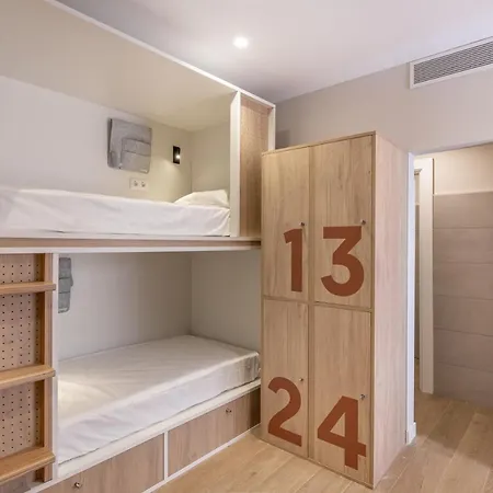 Libere Patio Santa Marta אכסניה