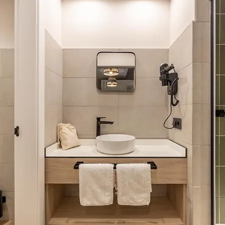 Libere Patio Santa Marta אכסניה *