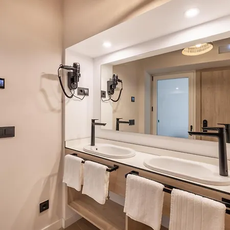 אכסניה Libere Patio Santa Marta